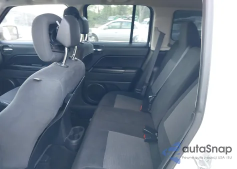 2015 Jeep Patriot Sport из США, поврежденный, VIN 1C4NJPBB7FD372107